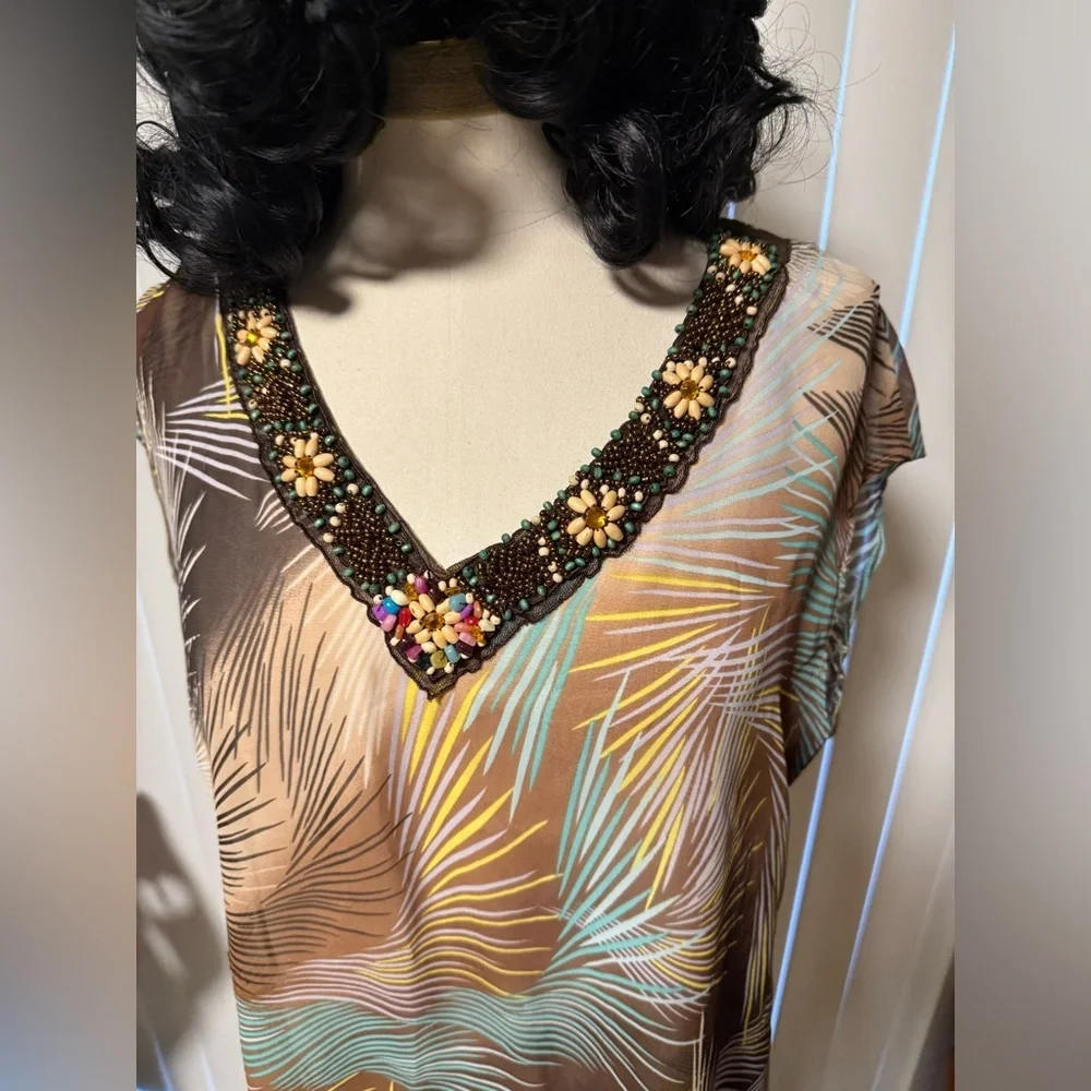 Status by chenault women’s blouse size L in excellent condition